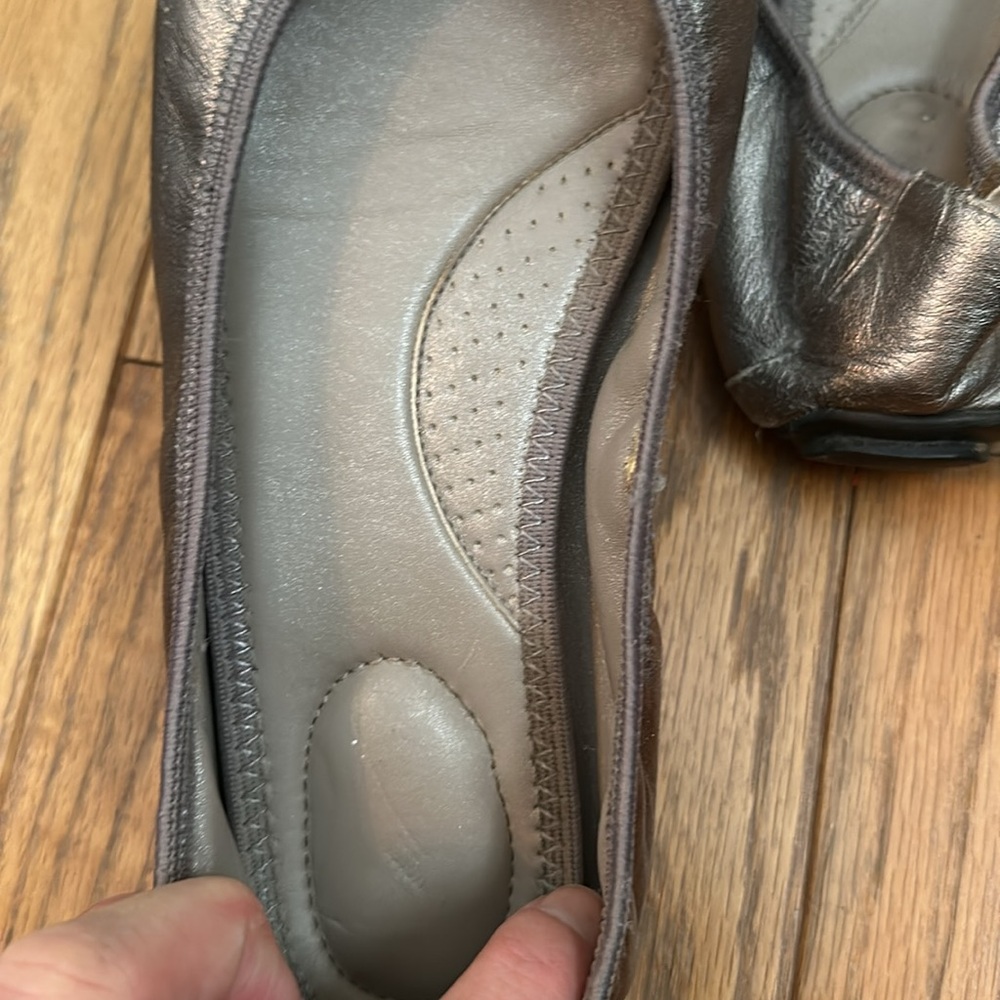 Me Too Flats - image 5